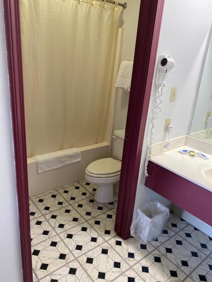 Royal 3* Albany